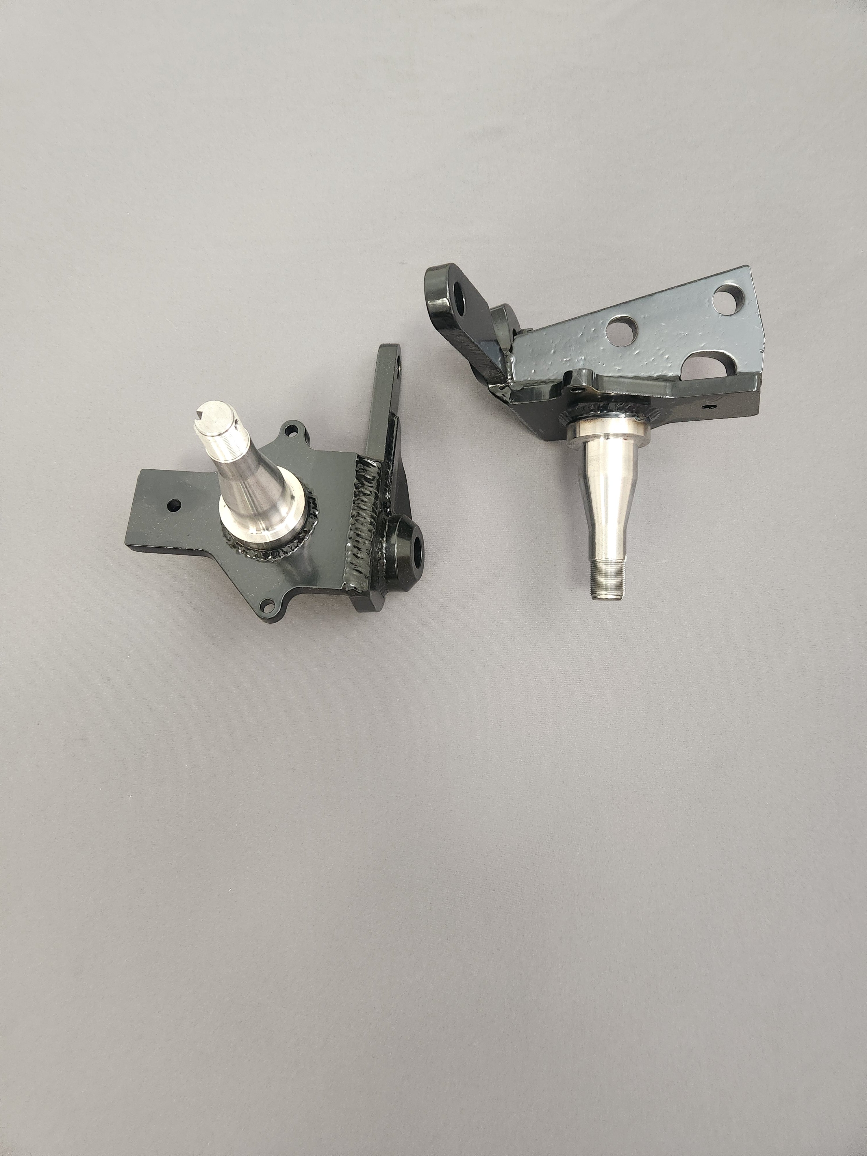 71-73 +2+2 K-Frame Fox Steering Mustang Spindle Street Kit For 71-73 Mustang & 70-71 Fairlane and Torino ( MU-7179M)  $3450.00 to $4250.00